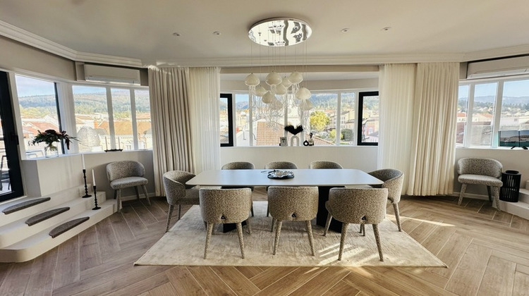 Ma-Cabane - Vente Appartement OYONNAX, 153 m²