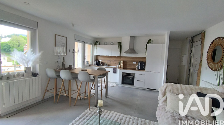 Ma-Cabane - Vente Appartement Oyonnax, 56 m²