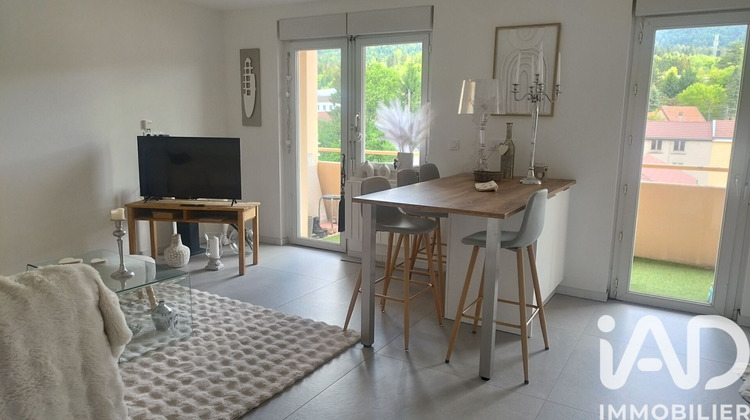 Ma-Cabane - Vente Appartement Oyonnax, 56 m²