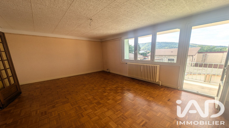 Ma-Cabane - Vente Appartement Oyonnax, 82 m²