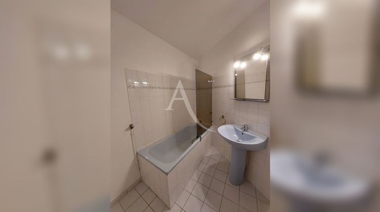 Ma-Cabane - Vente Appartement OZOIR-LA-FERRIERE, 43 m²