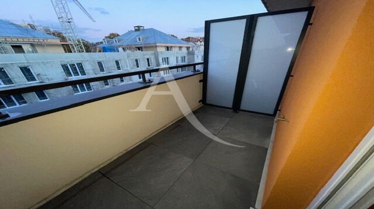 Ma-Cabane - Vente Appartement OZOIR-LA-FERRIERE, 65 m²