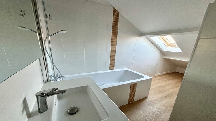 Ma-Cabane - Vente Appartement OZOIR-LA-FERRIERE, 80 m²