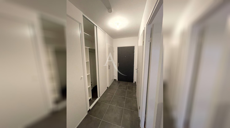 Ma-Cabane - Vente Appartement OZOIR-LA-FERRIERE, 43 m²