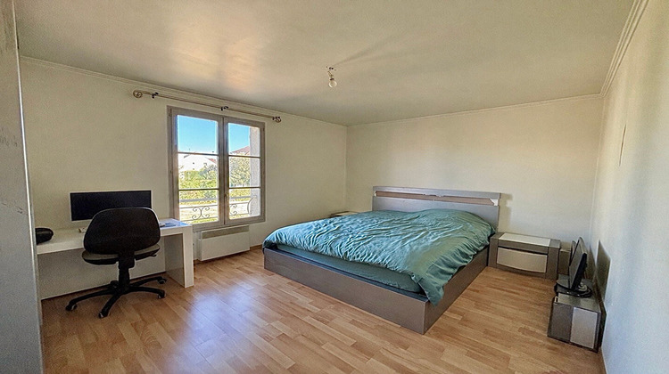 Ma-Cabane - Vente Appartement OZOIR-LA-FERRIERE, 55 m²