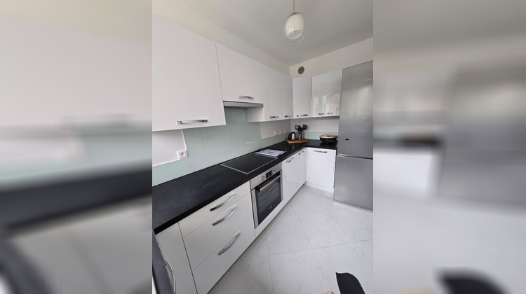 Ma-Cabane - Vente Appartement OZOIR-LA-FERRIERE, 65 m²