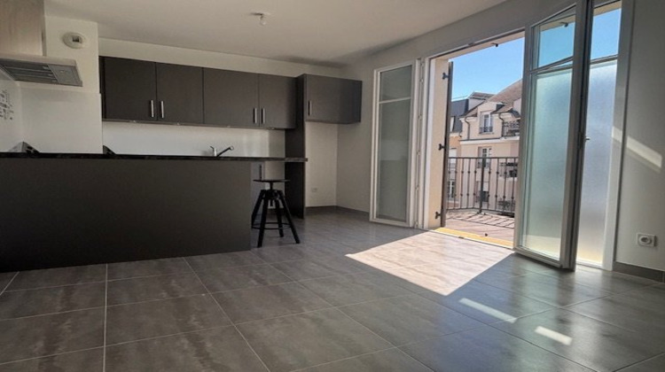 Ma-Cabane - Vente Appartement OZOIR LA FERRIERE, 40 m²