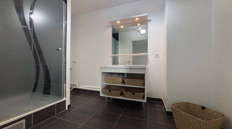 Ma-Cabane - Vente Appartement OZOIR LA FERRIERE, 40 m²