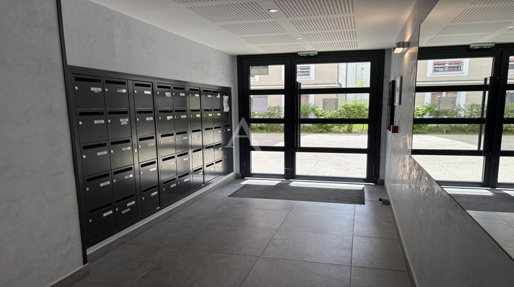 Ma-Cabane - Vente Appartement OZOIR-LA-FERRIERE, 40 m²