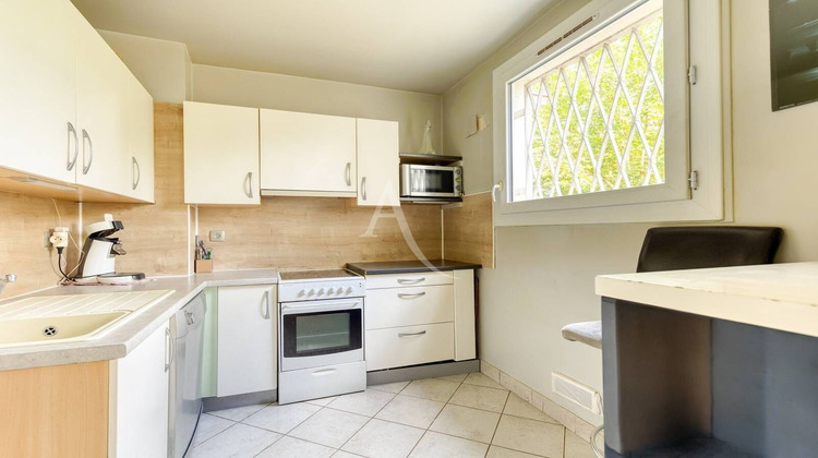 Ma-Cabane - Vente Appartement OZOIR-LA-FERRIERE, 30 m²