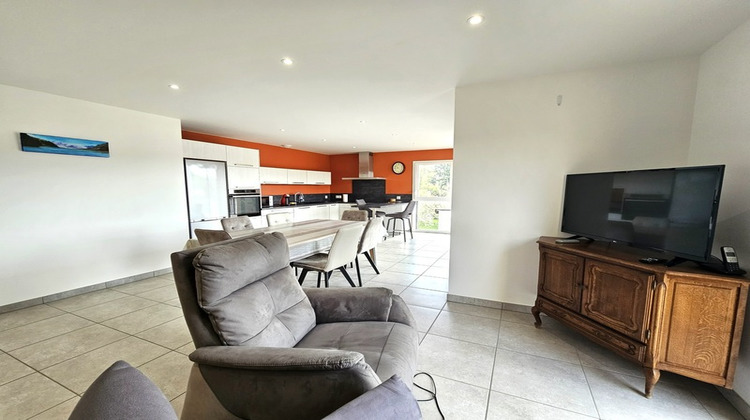 Ma-Cabane - Vente Appartement PANISSIERES, 81 m²