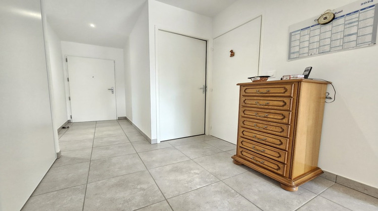 Ma-Cabane - Vente Appartement PANISSIERES, 81 m²