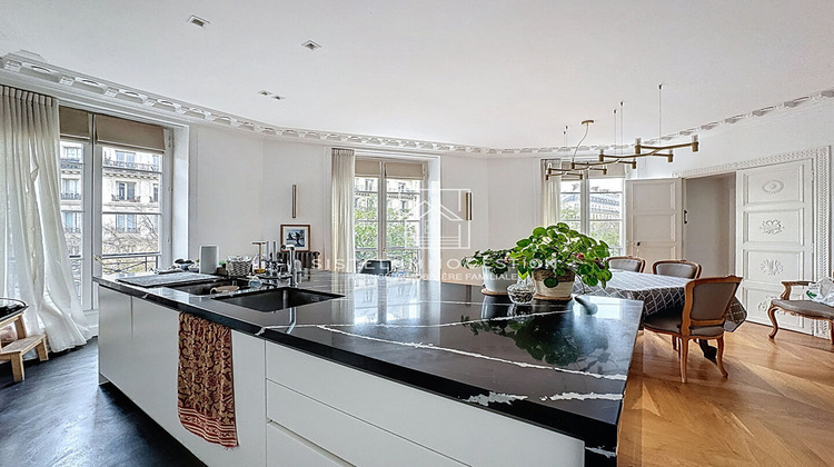 Ma-Cabane - Vente Appartement PARIS 10, 111 m²