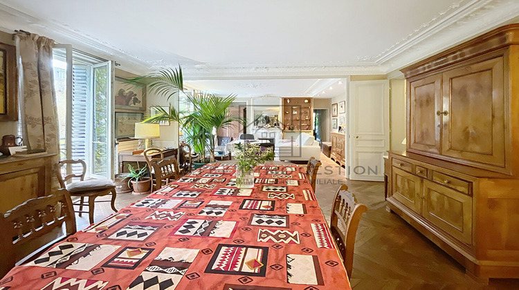 Ma-Cabane - Vente Appartement PARIS 10, 125 m²