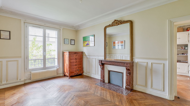 Ma-Cabane - Vente Appartement PARIS 10, 77 m²