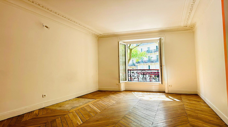 Ma-Cabane - Vente Appartement PARIS 10, 81 m²