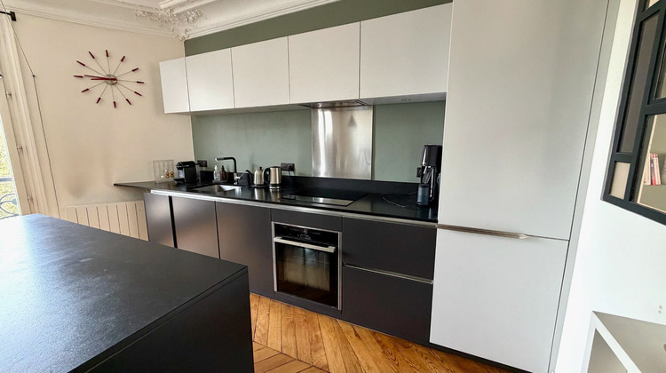 Ma-Cabane - Vente Appartement PARIS 10, 75 m²