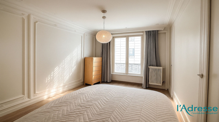 Ma-Cabane - Vente Appartement PARIS 11, 182 m²