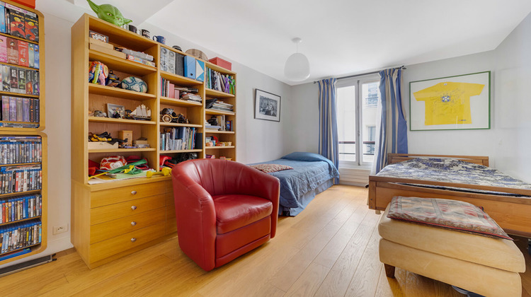 Ma-Cabane - Vente Appartement PARIS 11, 236 m²