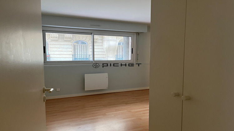 Ma-Cabane - Vente Appartement PARIS 15, 57 m²