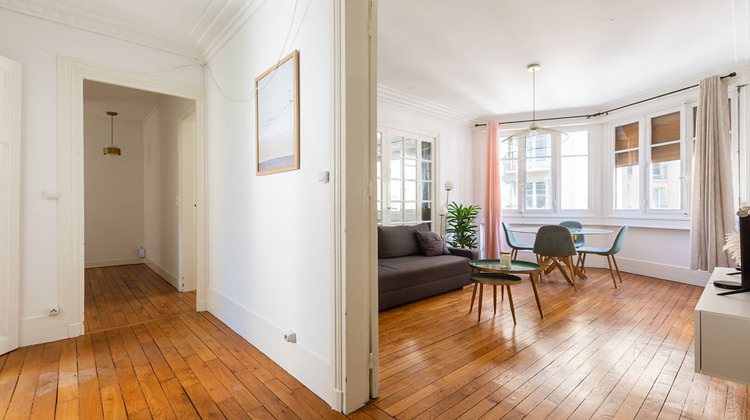 Ma-Cabane - Vente Appartement PARIS 15, 64 m²
