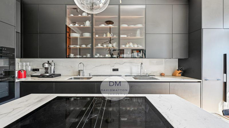 Ma-Cabane - Vente Appartement PARIS 16, 258 m²