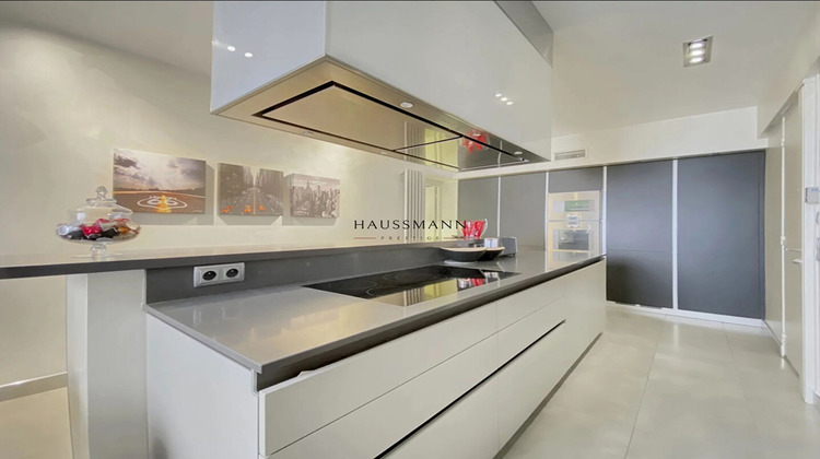 Ma-Cabane - Vente Appartement PARIS 17, 257 m²