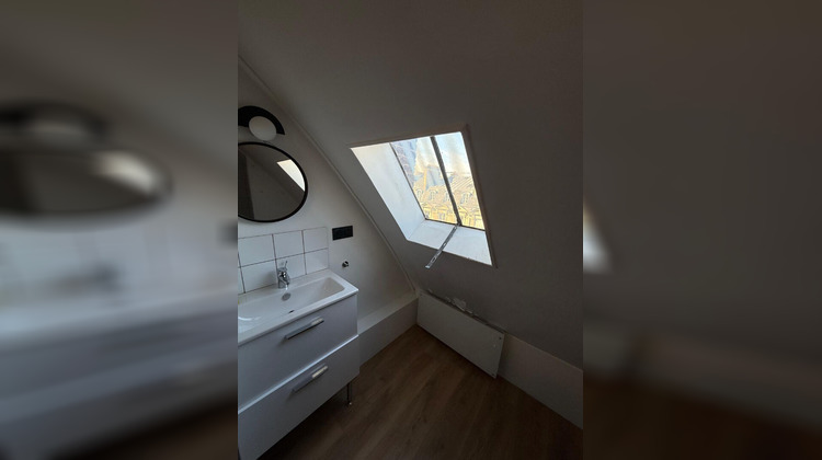 Ma-Cabane - Vente Appartement PARIS 17, 7 m²