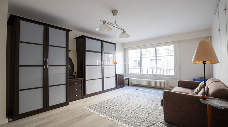 Ma-Cabane - Vente Appartement PARIS 18, 56 m²
