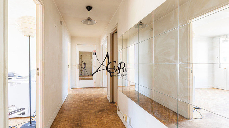 Ma-Cabane - Vente Appartement PARIS 18, 64 m²