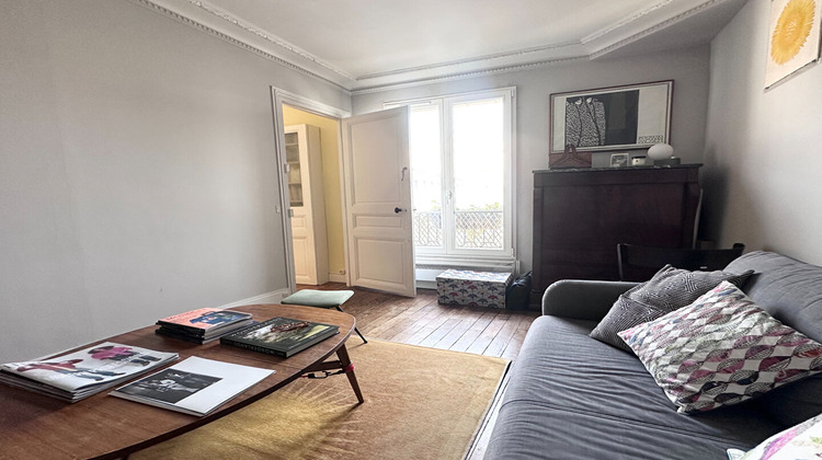 Ma-Cabane - Vente Appartement PARIS 18, 49 m²