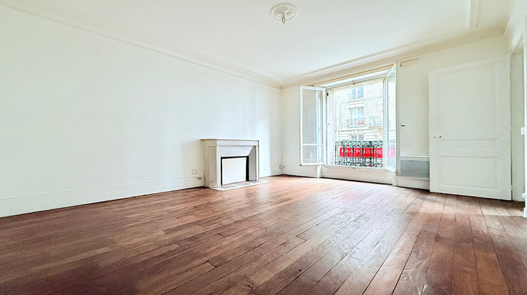 Ma-Cabane - Vente Appartement PARIS 18, 53 m²
