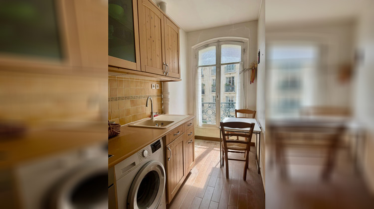 Ma-Cabane - Vente Appartement PARIS 18, 72 m²