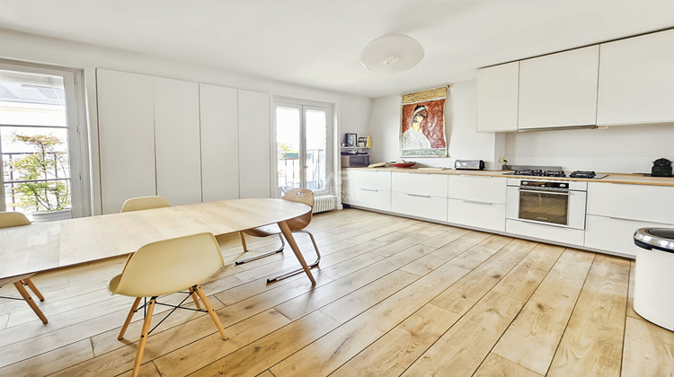 Ma-Cabane - Vente Appartement PARIS 18, 95 m²