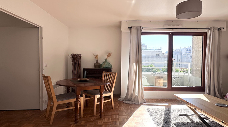 Ma-Cabane - Vente Appartement PARIS 18, 65 m²