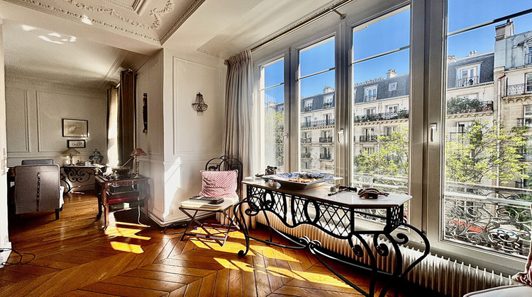 Ma-Cabane - Vente Appartement PARIS 18, 132 m²