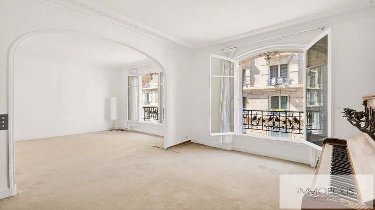 Ma-Cabane - Vente Appartement PARIS 18, 66 m²
