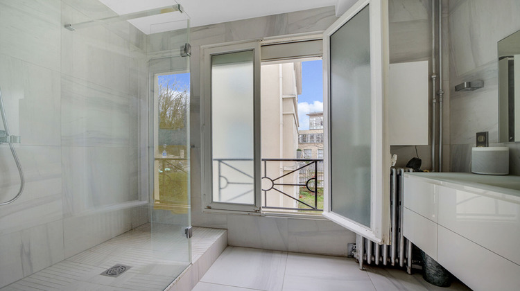 Ma-Cabane - Vente Appartement PARIS 18, 95 m²
