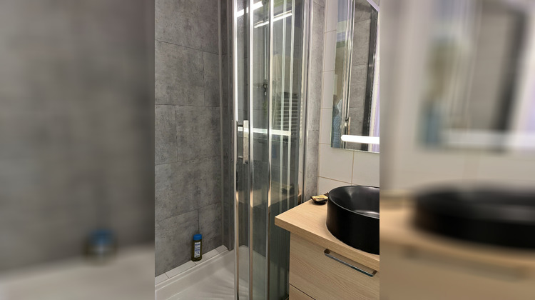 Ma-Cabane - Vente Appartement PARIS 18, 34 m²