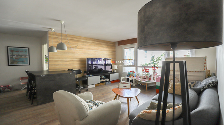 Ma-Cabane - Vente Appartement PARIS 18, 66 m²