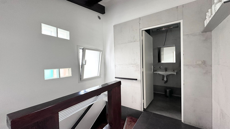 Ma-Cabane - Vente Appartement PARIS 18, 70 m²