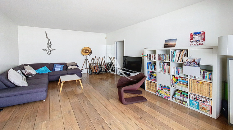 Ma-Cabane - Vente Appartement PARIS 19, 73 m²