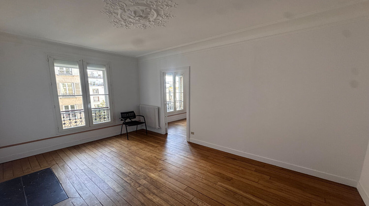 Ma-Cabane - Vente Appartement PARIS 19, 41 m²
