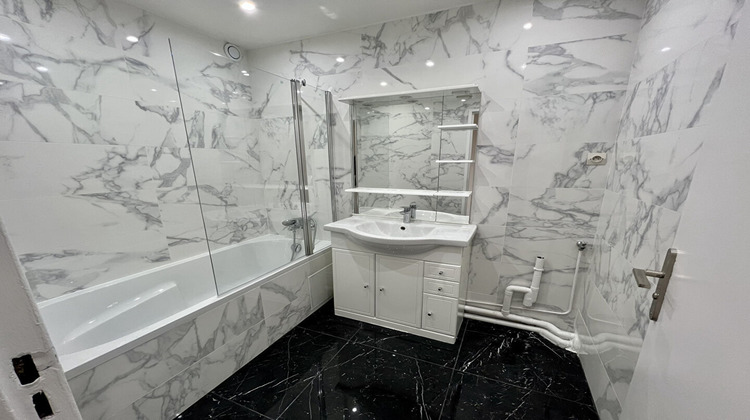 Ma-Cabane - Vente Appartement PARIS 19, 71 m²