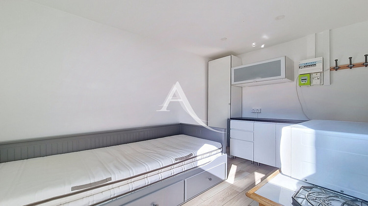Ma-Cabane - Vente Appartement PARIS 20, 9 m²