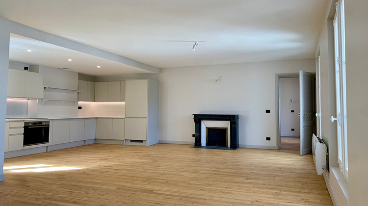 Ma-Cabane - Vente Appartement PARIS 7, 76 m²