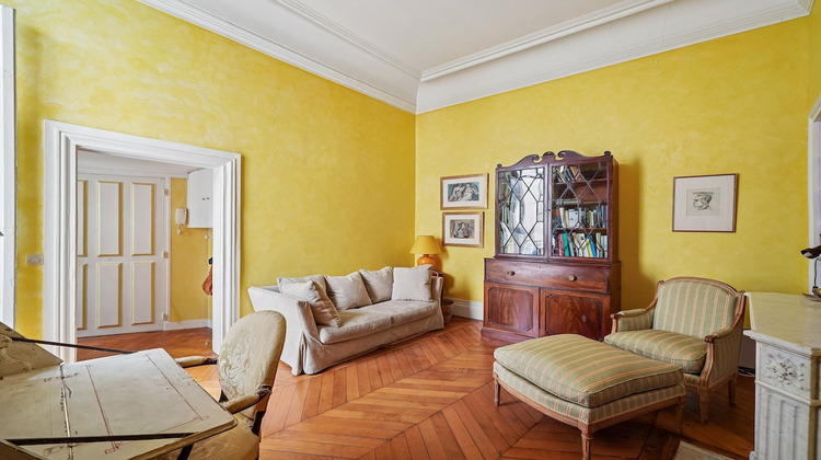 Ma-Cabane - Vente Appartement PARIS 7, 54 m²
