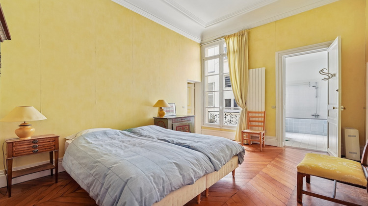 Ma-Cabane - Vente Appartement PARIS 7, 54 m²
