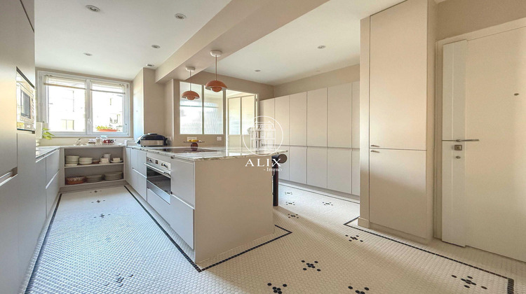 Ma-Cabane - Vente Appartement Paris, 133 m²