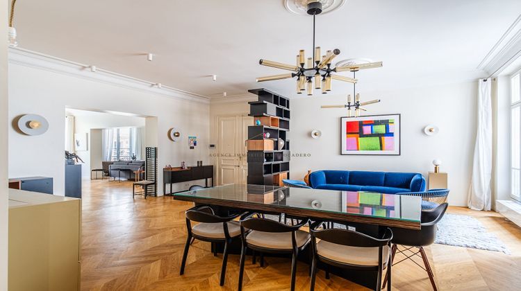 Ma-Cabane - Vente Appartement PARIS 8, 227 m²